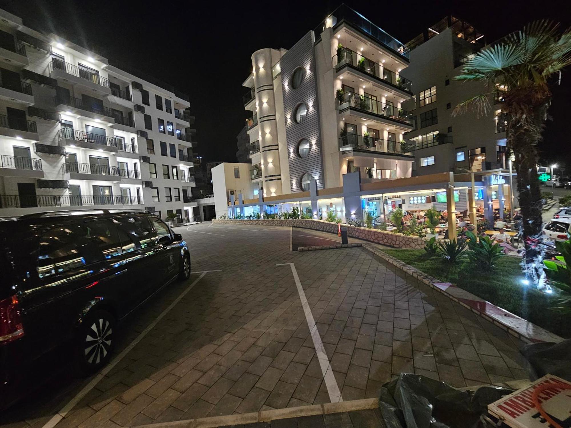 Vienna Luxury Apartments โดบราวอดา ภายนอก รูปภาพ