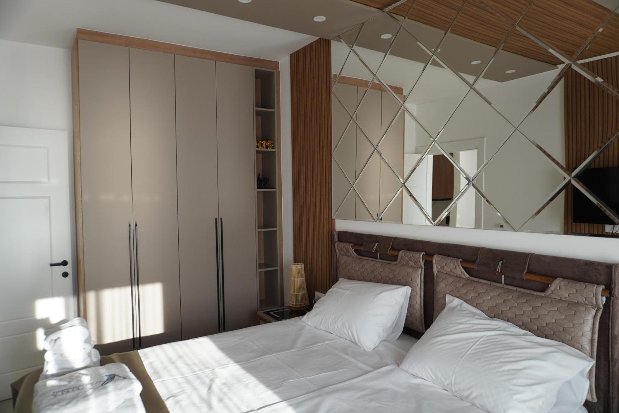 Vienna Luxury Apartments โดบราวอดา ภายนอก รูปภาพ